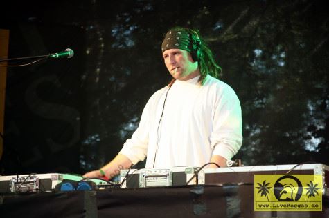 Pionaer (D) with Upliftment International 13. Reggae Jam Festival - Bersenbrueck 11. August 2007 (16).JPG